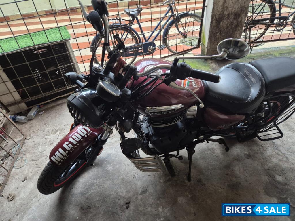 Royal Enfield Meteor 350 Stellar