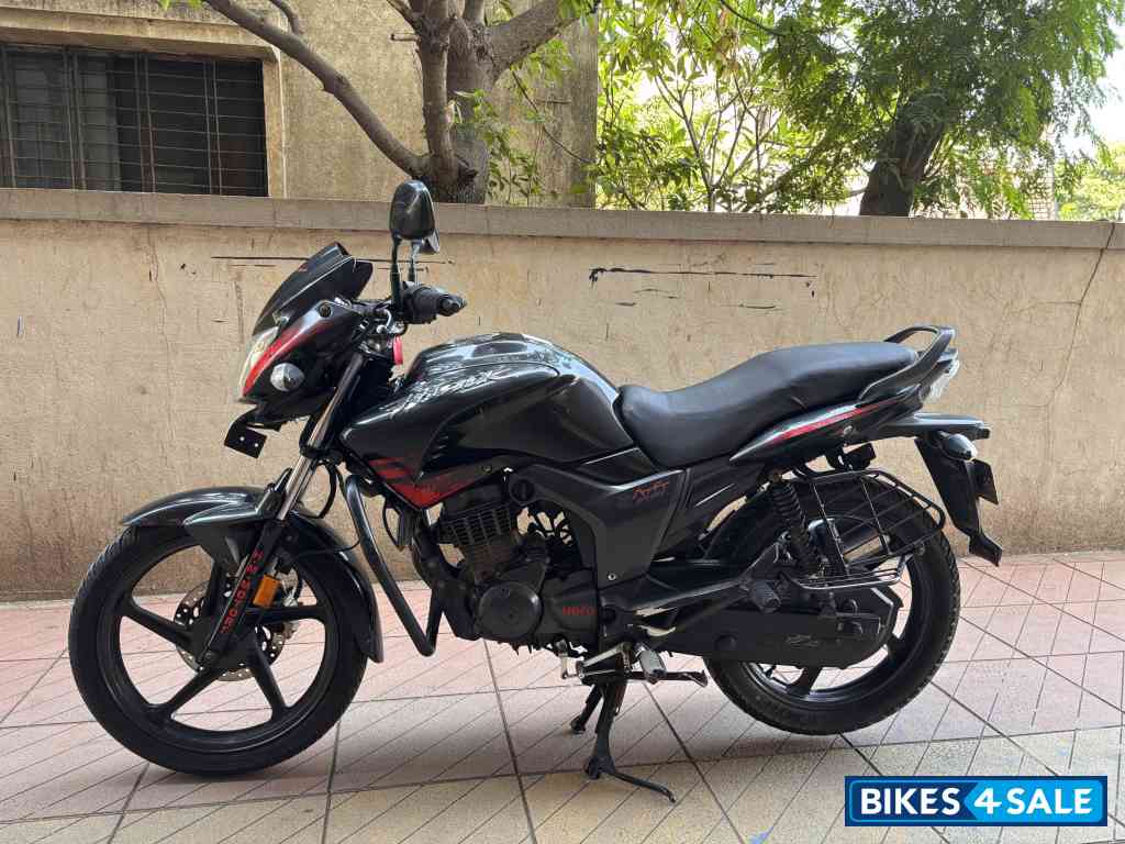 Black And Red Hero Hunk