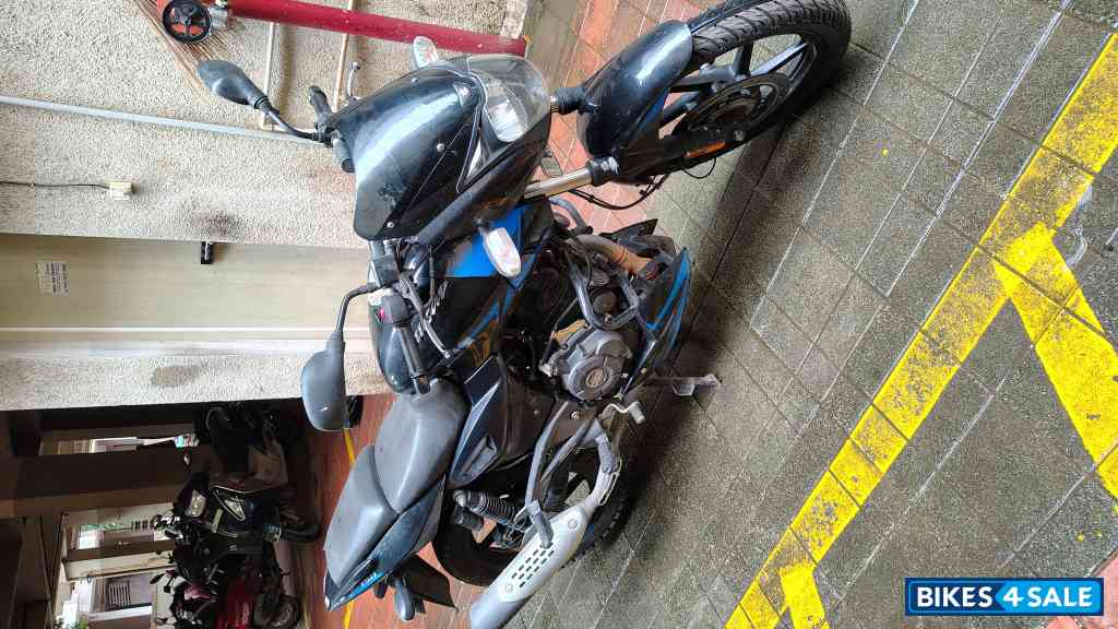 Bajaj Pulsar 150 Twin Disc BS6 Bajaj Pulsar 150 Twin Disc BS6
