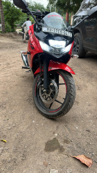 Red Suzuki Gixxer SF BS6