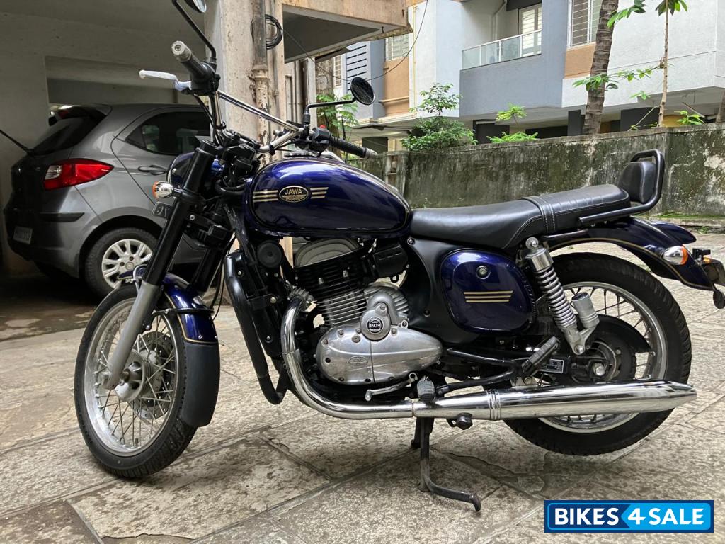 Nebula Blue Jawa forty two BS6