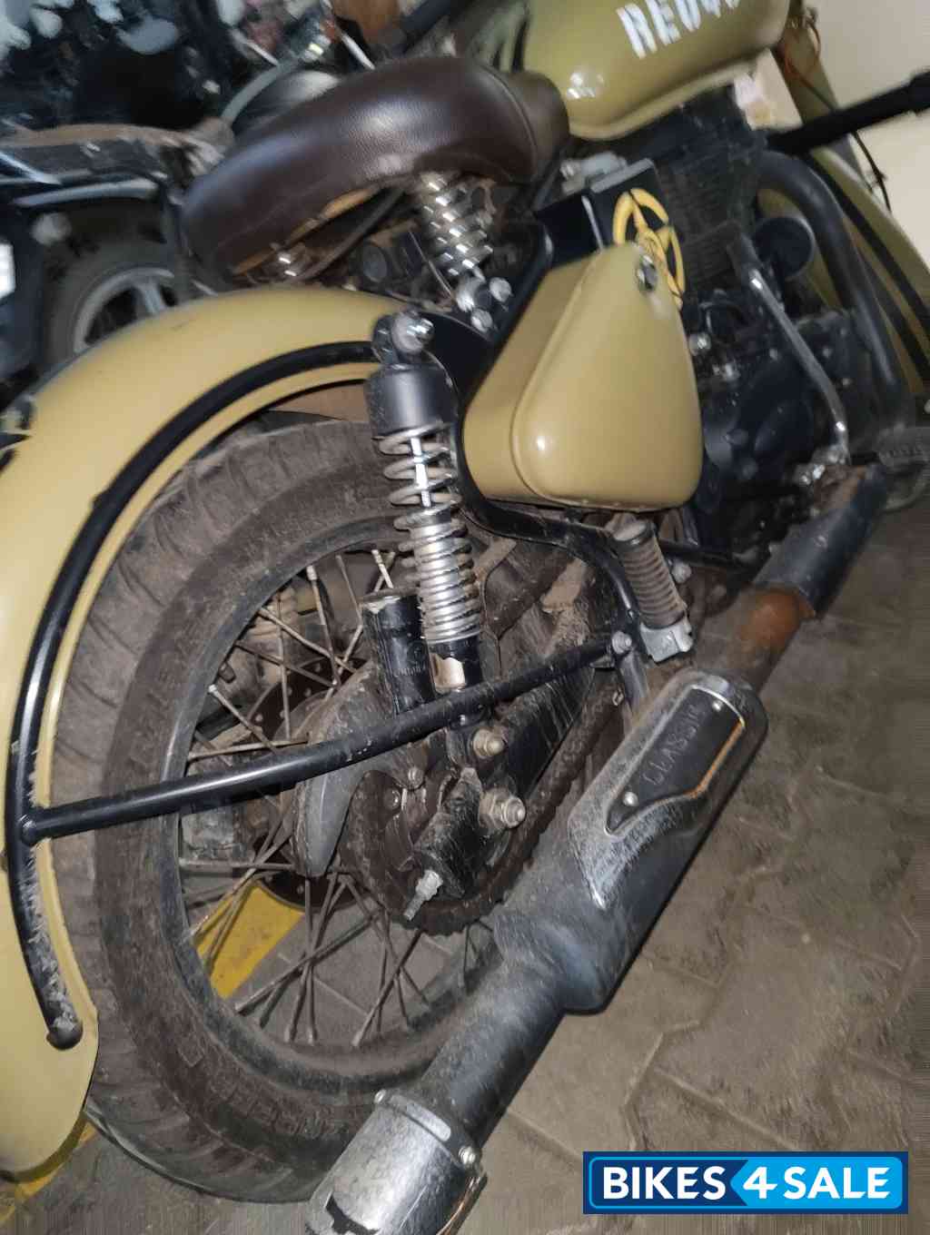 Royal Enfield Classic Signals Stormrider Sand
