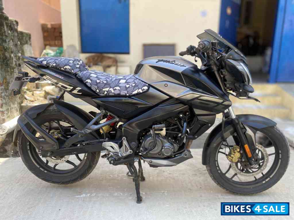 Bajaj Pulsar NS 160
