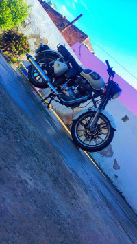 Royal Enfield Classic 350 2016 Model