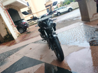 Black Hero Xtreme 125R