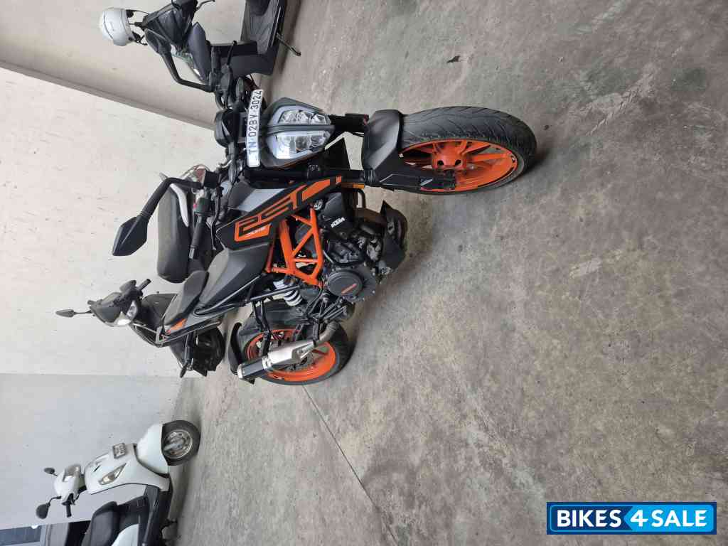 Dark Galvano KTM Duke 250