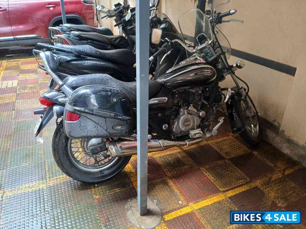 Bajaj Avenger Cruise 220
