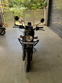 Black Royal Enfield Hunter 350 Metro