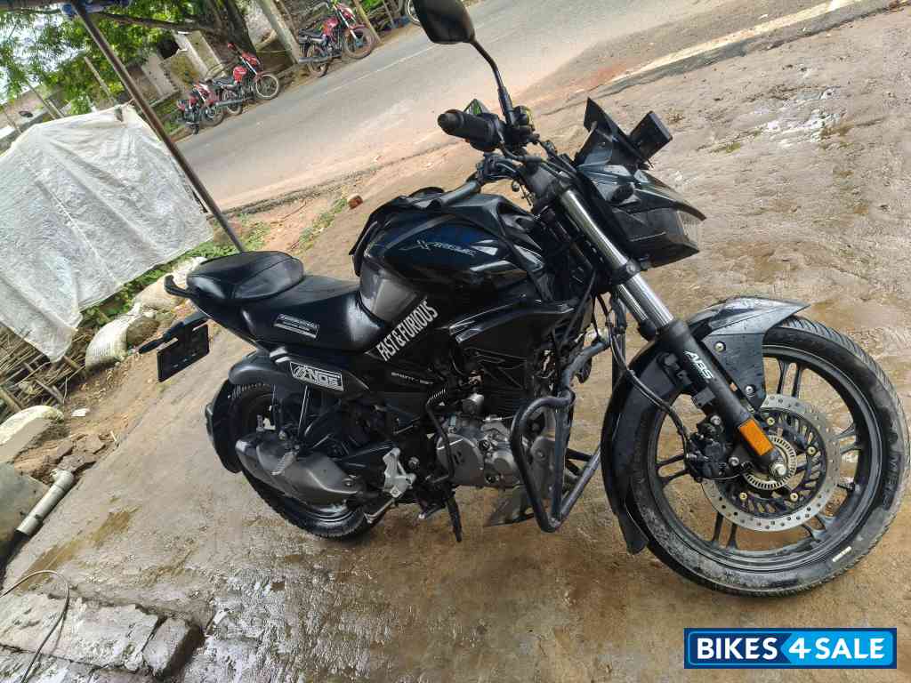 Black Hero Xtreme 125R