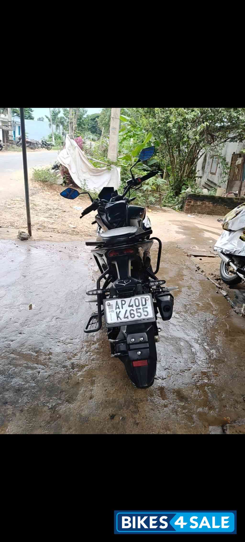 Black Hero Xtreme 125R