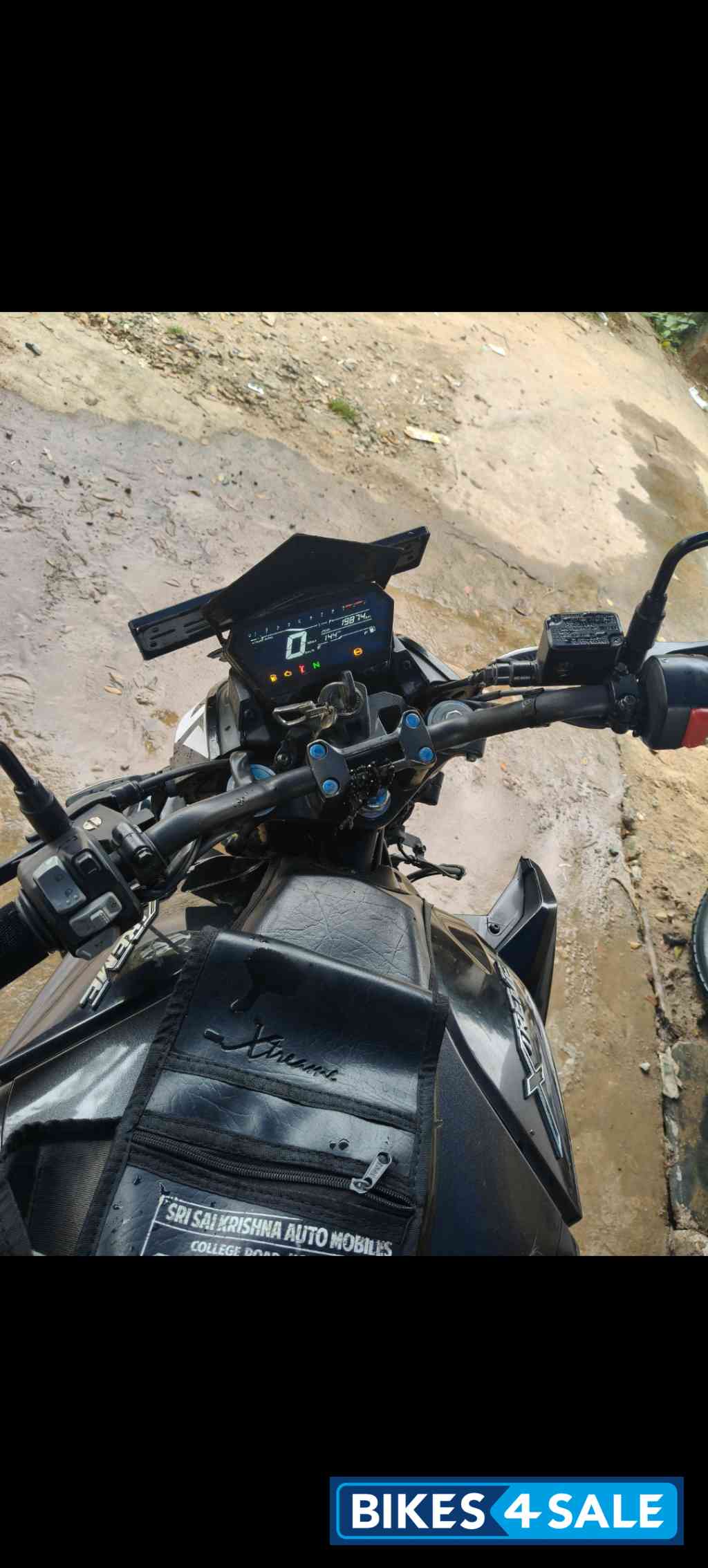 Black Hero Xtreme 125R