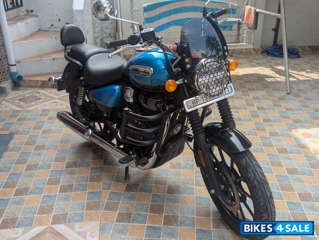 Blue Royal Enfield Meteor 350 Supernova
