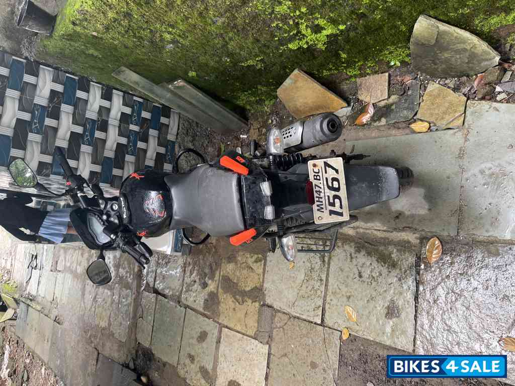 Bajaj Pulsar 125 Split Seat