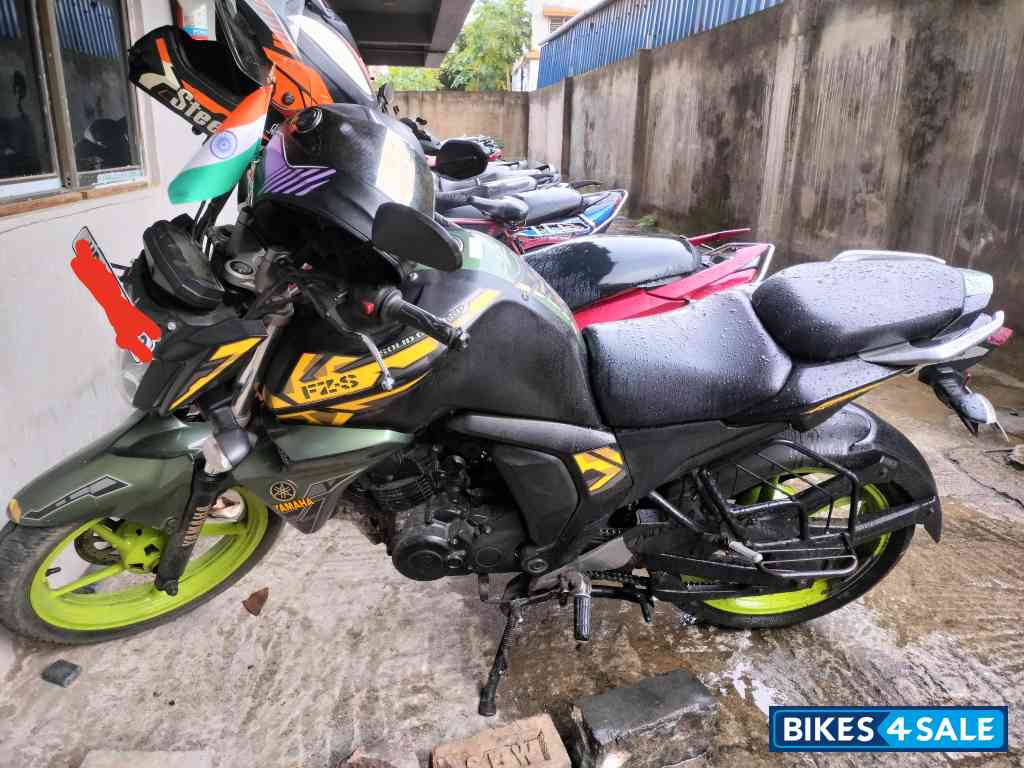 Army Green Yamaha FZ-S FI V2