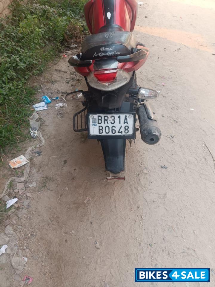 Red TVS Apache RTR 160 Red TVS Apache RTR 160