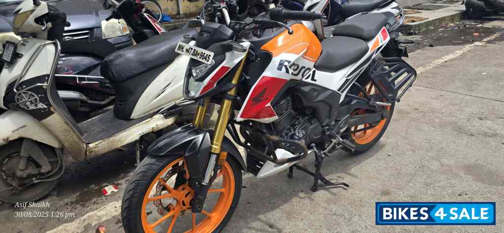 Orange Repsol Honda Hornet 2.0 Repsol Edition