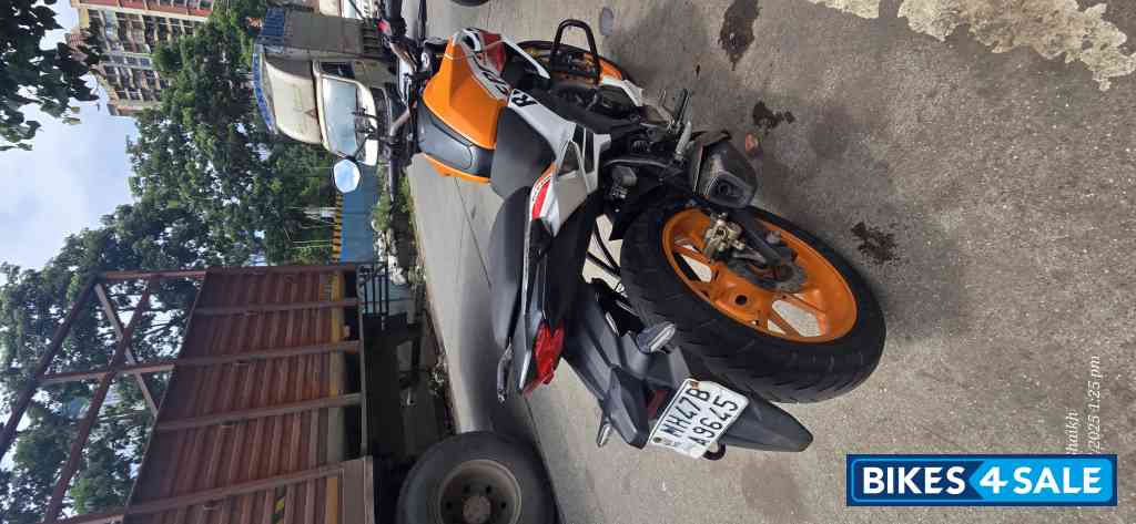 Orange Repsol Honda Hornet 2.0 Repsol Edition