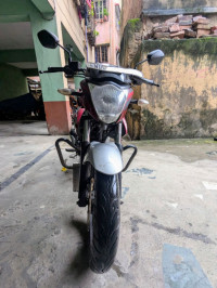 Candy Red/silver Suzuki Gixxer ABS