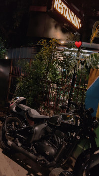 Jawa 42 Bobber Black Mirror 2024 Model