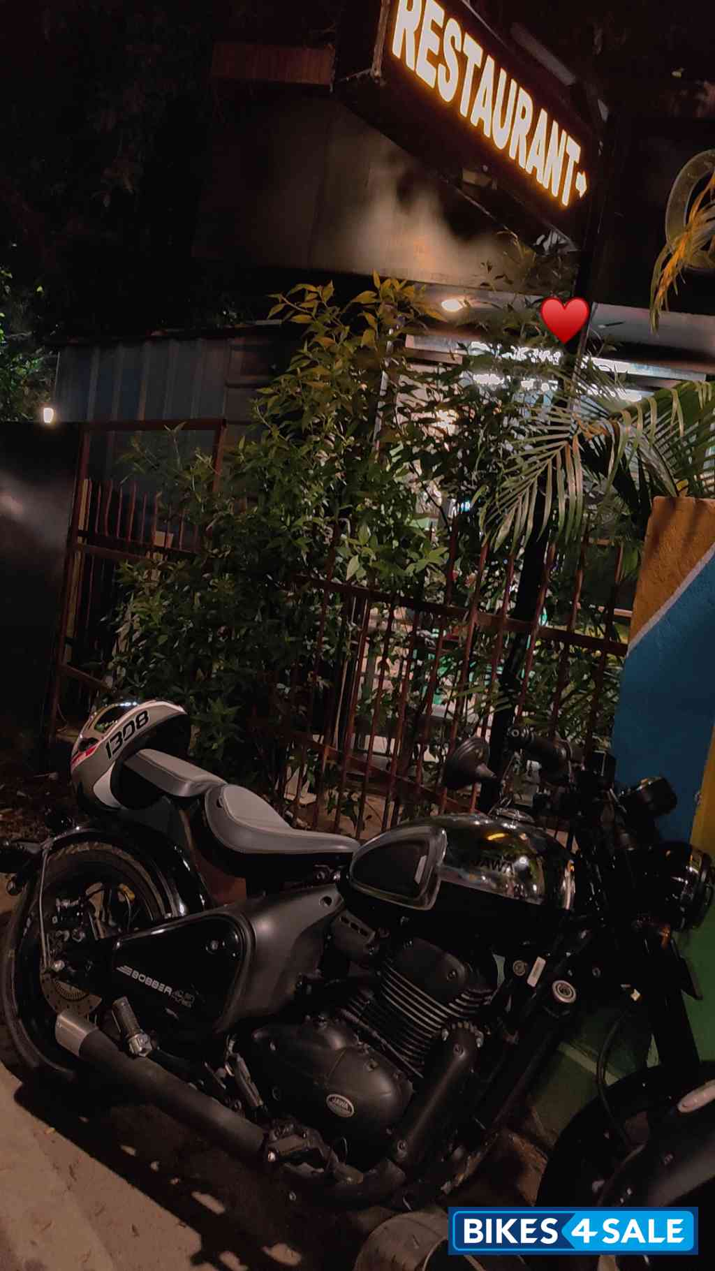 Chrome Black Jawa 42 Bobber Black Mirror