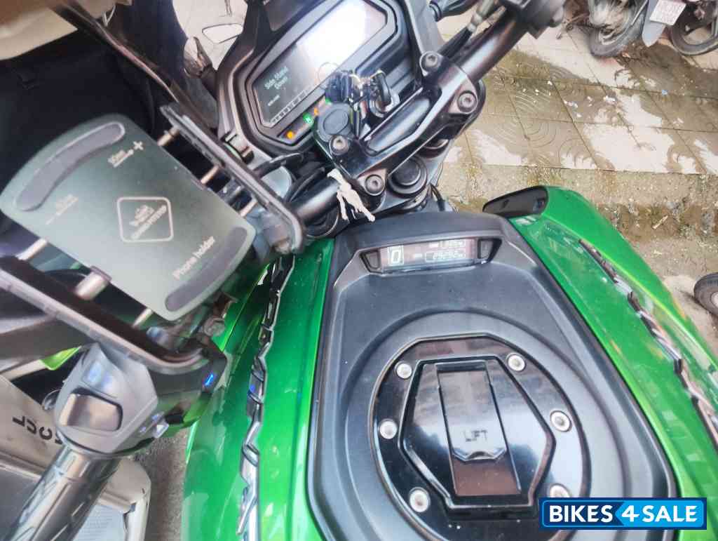 Green Bajaj Dominar 400 ABS BS6
