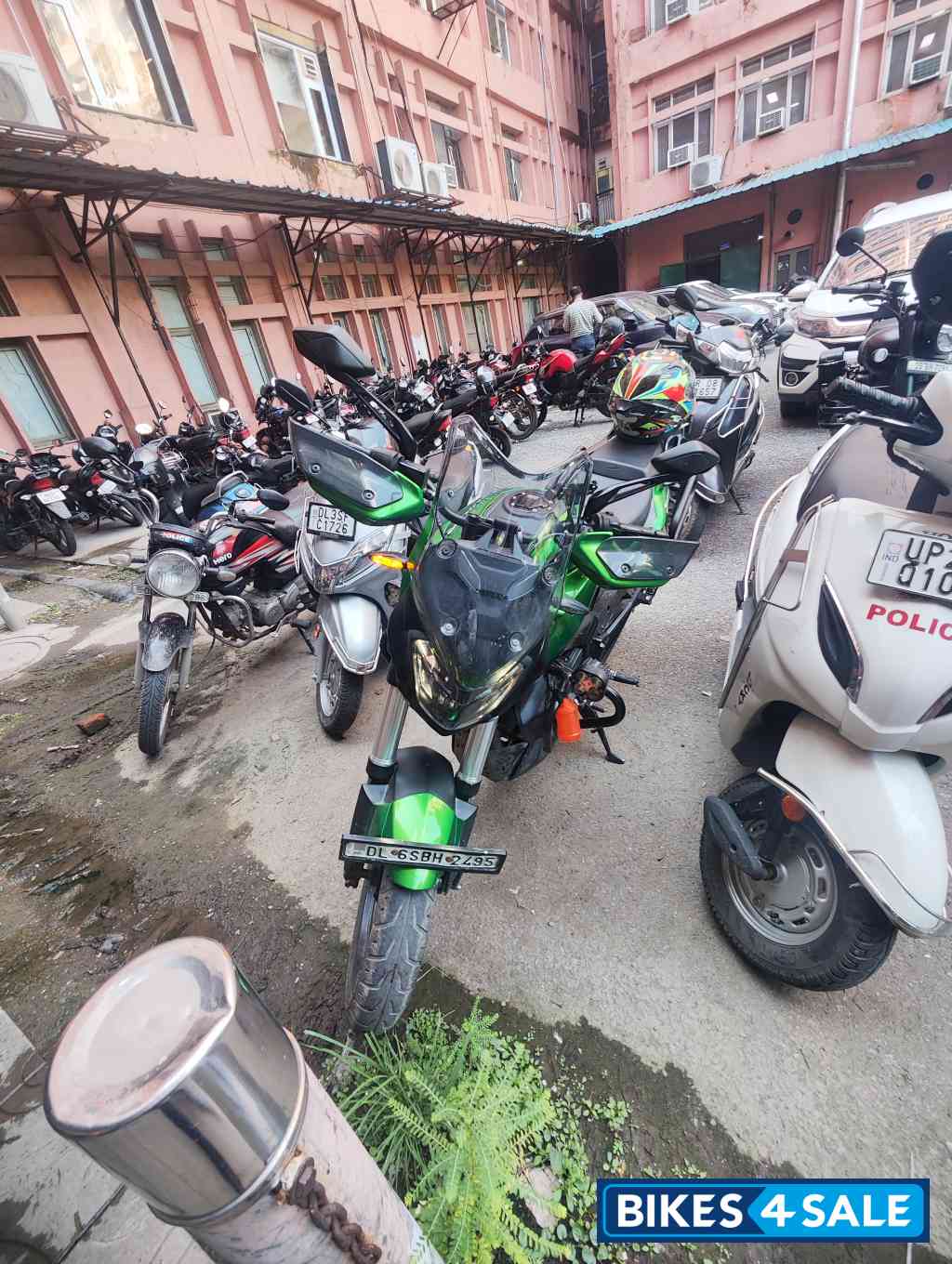 Green Bajaj Dominar 400 ABS BS6