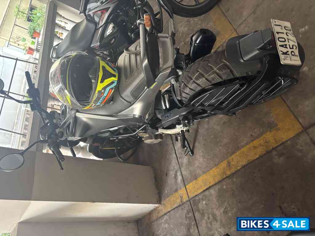 Husqvarna Svartpilen 250 2022