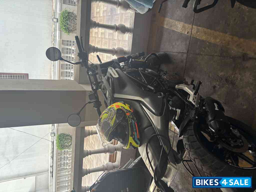 Husqvarna Svartpilen 250 2022 Husqvarna Svartpilen 250 2022