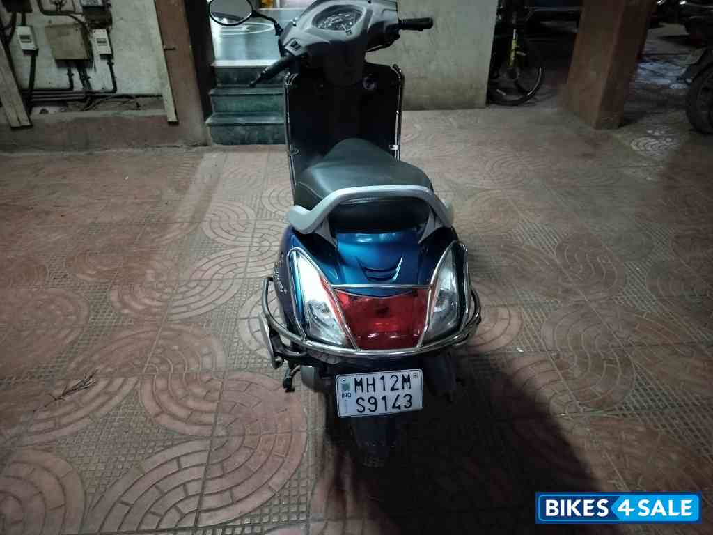 Blue Honda Activa 3G