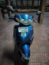 Blue Honda Activa 3G