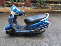 Blue Honda Activa 3G