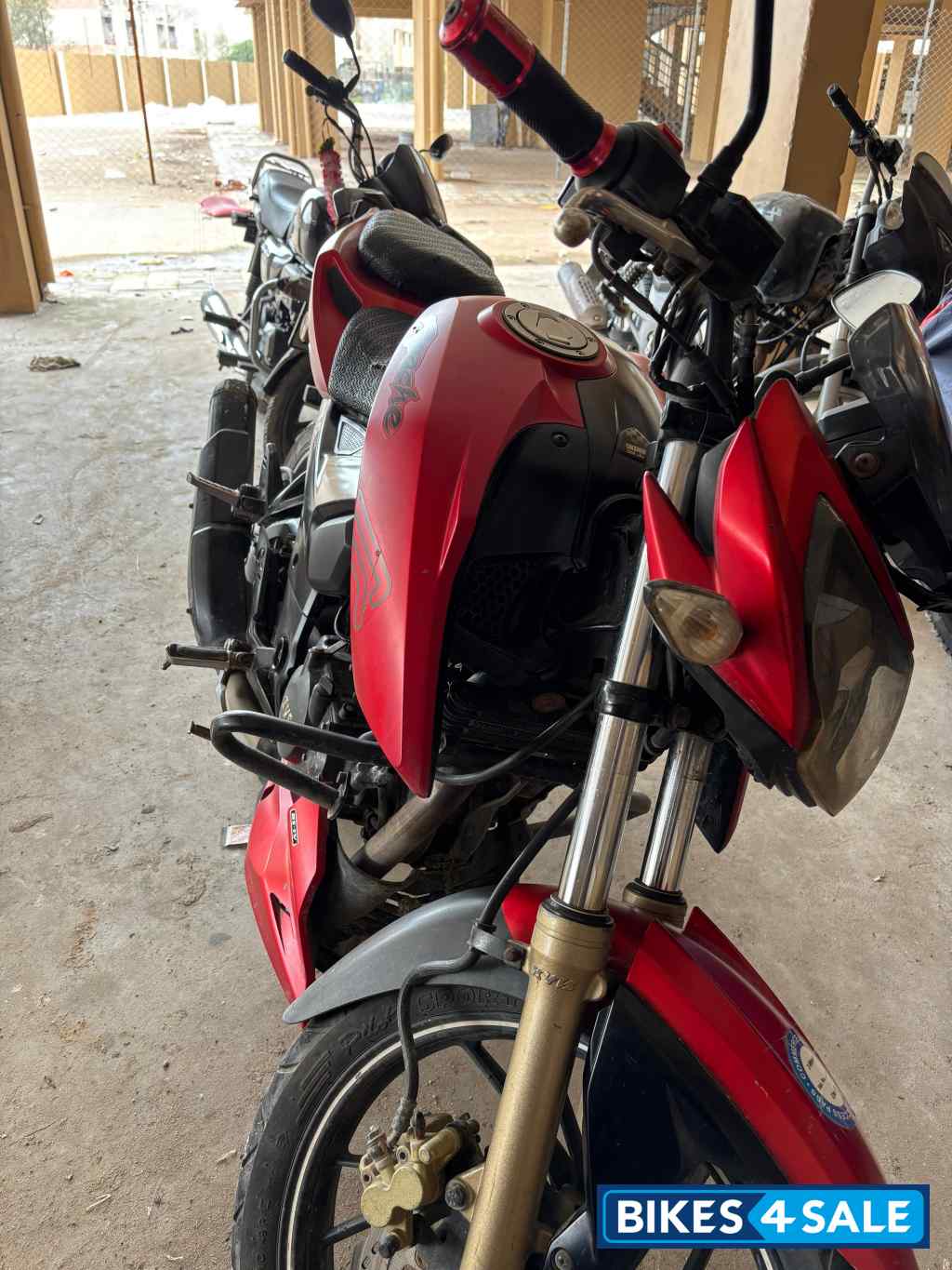 Red TVS Apache RTR 200 4V ABS Red TVS Apache RTR 200 4V ABS
