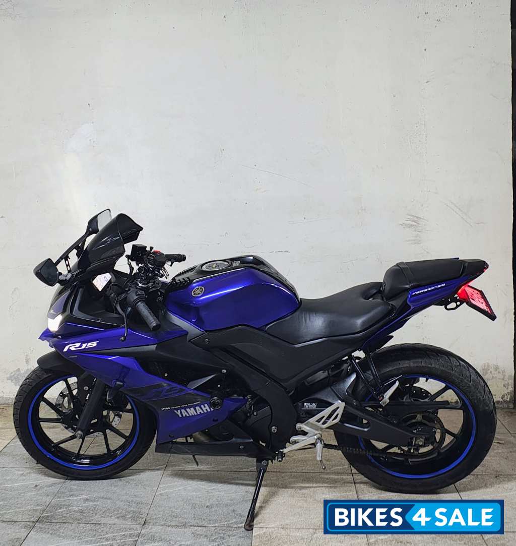 Racing Blue Yamaha YZF R15 V3