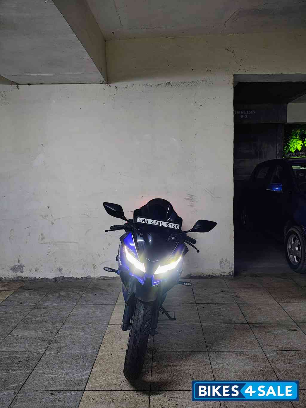 Racing Blue Yamaha YZF R15 V3