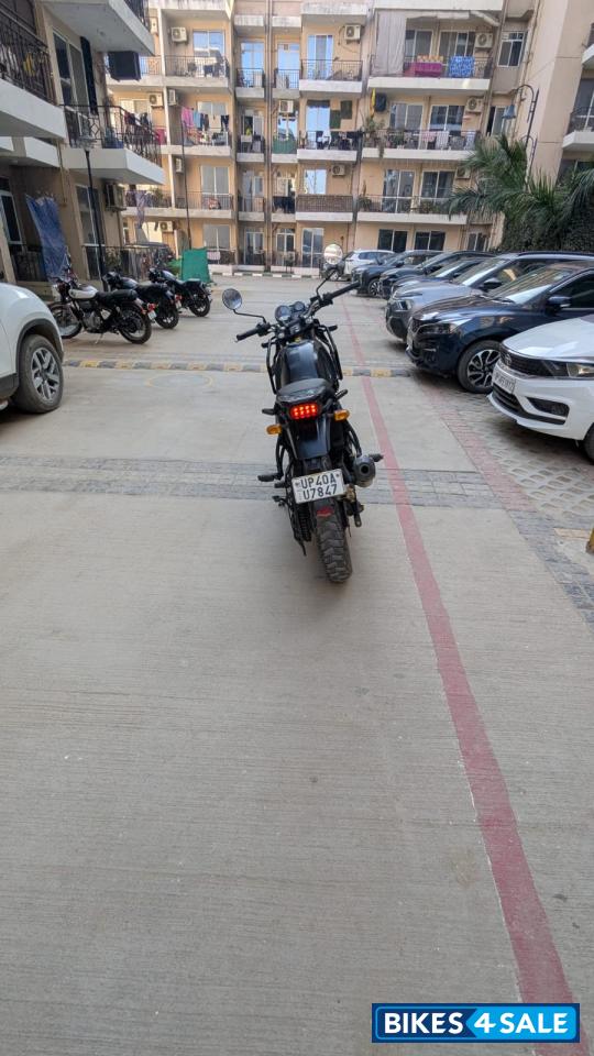 Black Royal Enfield Himalayan 2021 Black Royal Enfield Himalayan 2021