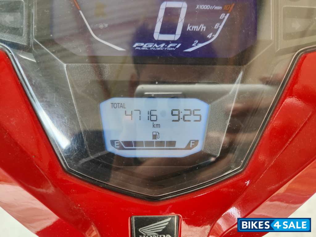 Red And Black Honda Dio 125