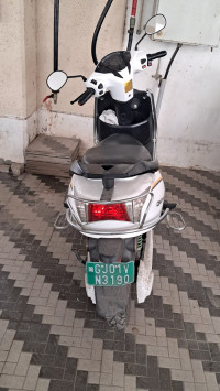 White Hero Electric Optima HS 500 ER