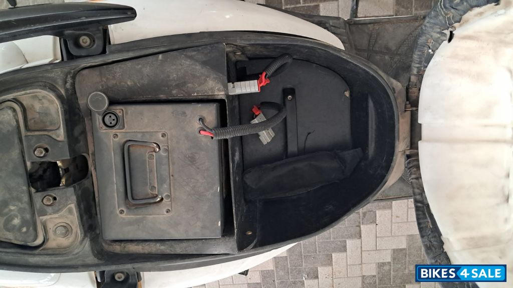 White Hero Electric Optima HS 500 ER White Hero Electric Optima HS 500 ER