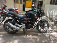 Black Suzuki GS 150R