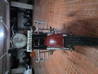 Chestnut Royal Enfield Classic 350