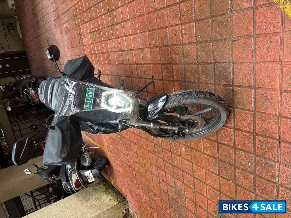 Cosmic Black Revolt RV 400