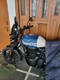 Royal Enfield Hunter 350 Metro