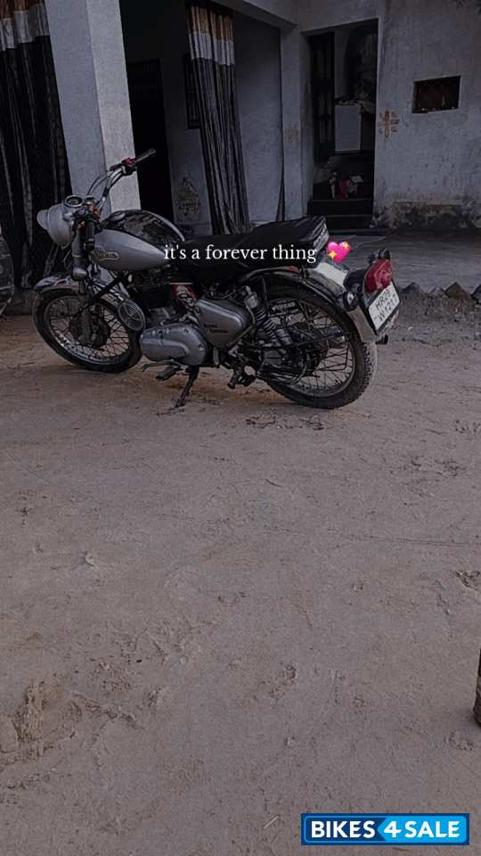 Silver Royal Enfield Bullet Electra