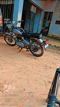 Silver Royal Enfield Bullet Electra