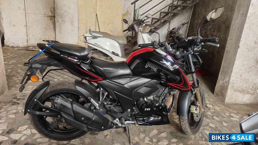 TVS Apache RTR 200 4V 2022 TVS Apache RTR 200 4V 2022
