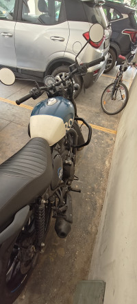 Royal Blue Royal Enfield Hunter 350 Metro