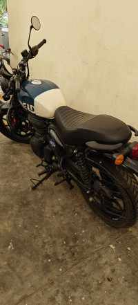Royal Blue Royal Enfield Hunter 350 Metro