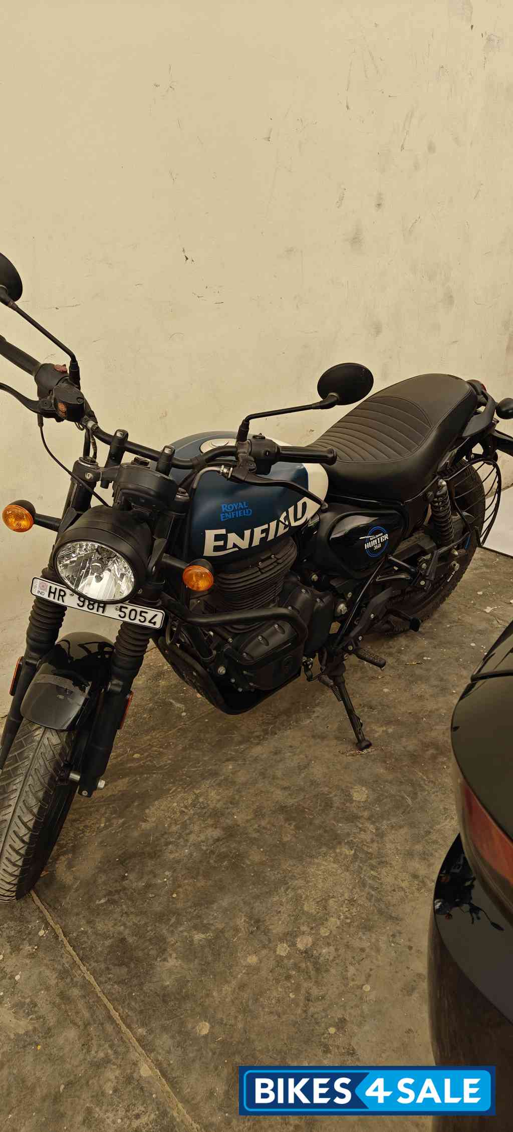 Royal Blue Royal Enfield Hunter 350 Metro