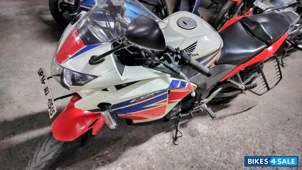 Honda CBR 250R