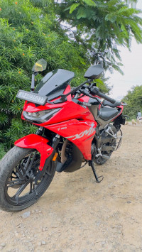 Red Hero Karizma XMR